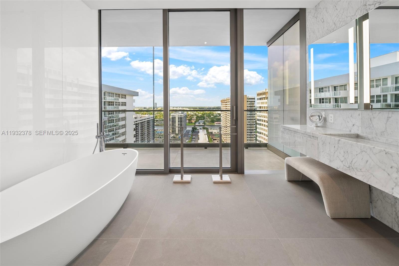 2000 S Ocean Dr #18B, Hallandale Beach FL 33009
