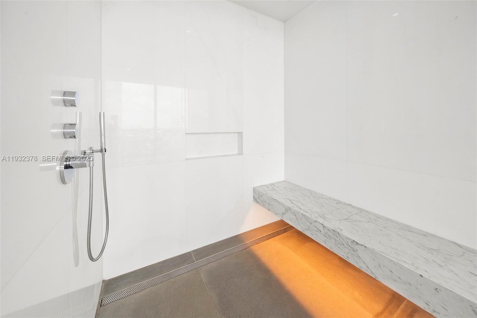 2000 S Ocean Dr #18B, Hallandale Beach FL 33009