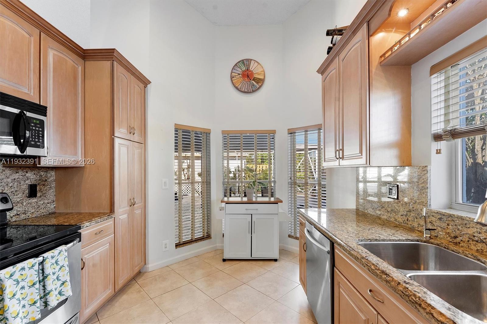 9549 Aegean Dr, Boca Raton FL 33496