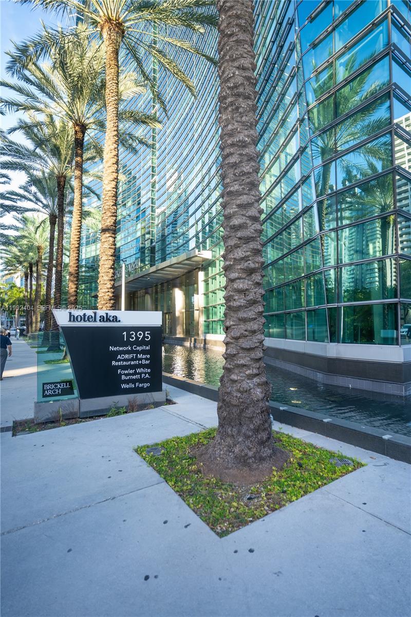 1395 Brickell Ave #3012, Miami FL 33131