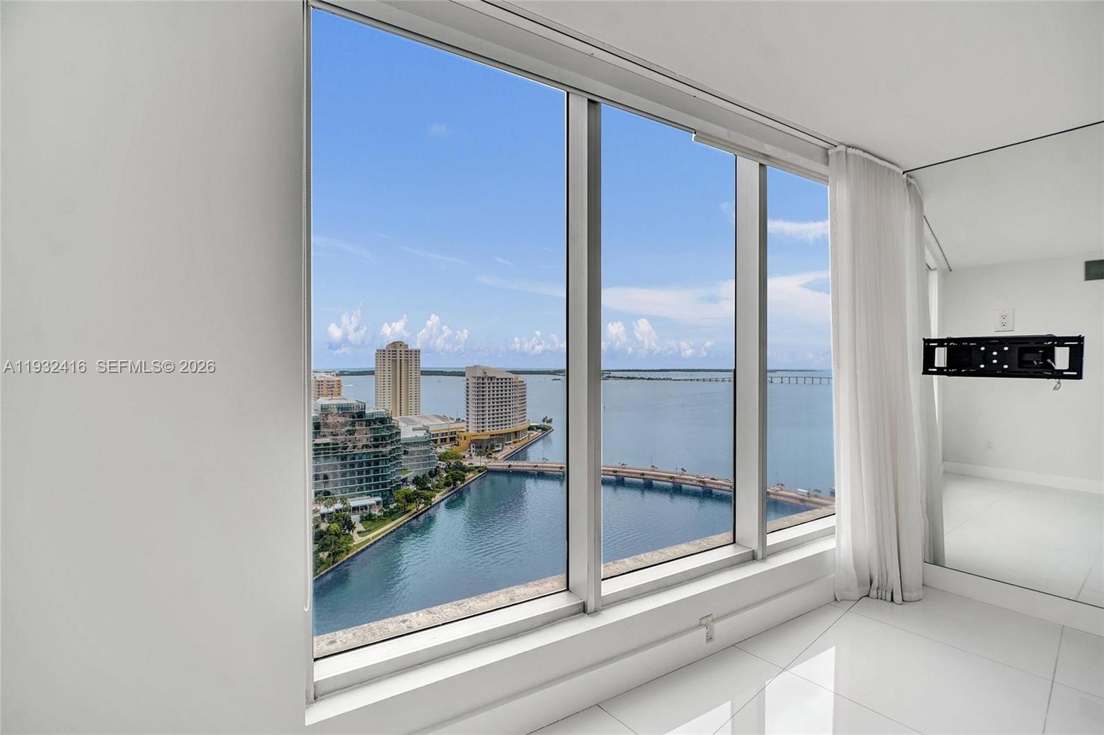 495 Brickell Ave #2301, Miami FL 33131