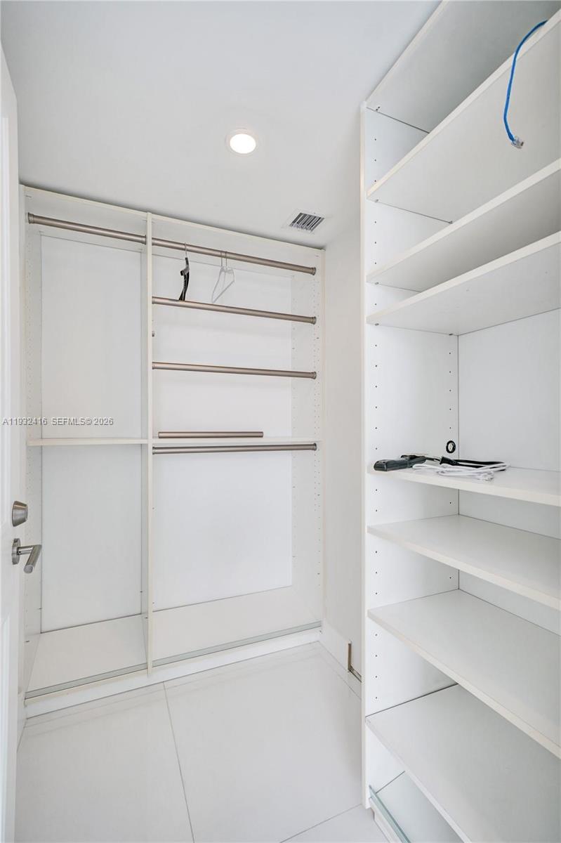 495 Brickell Ave #2301, Miami FL 33131