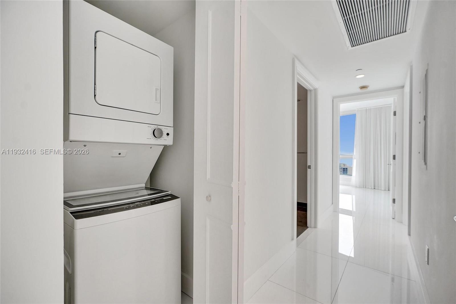 495 Brickell Ave #2301, Miami FL 33131
