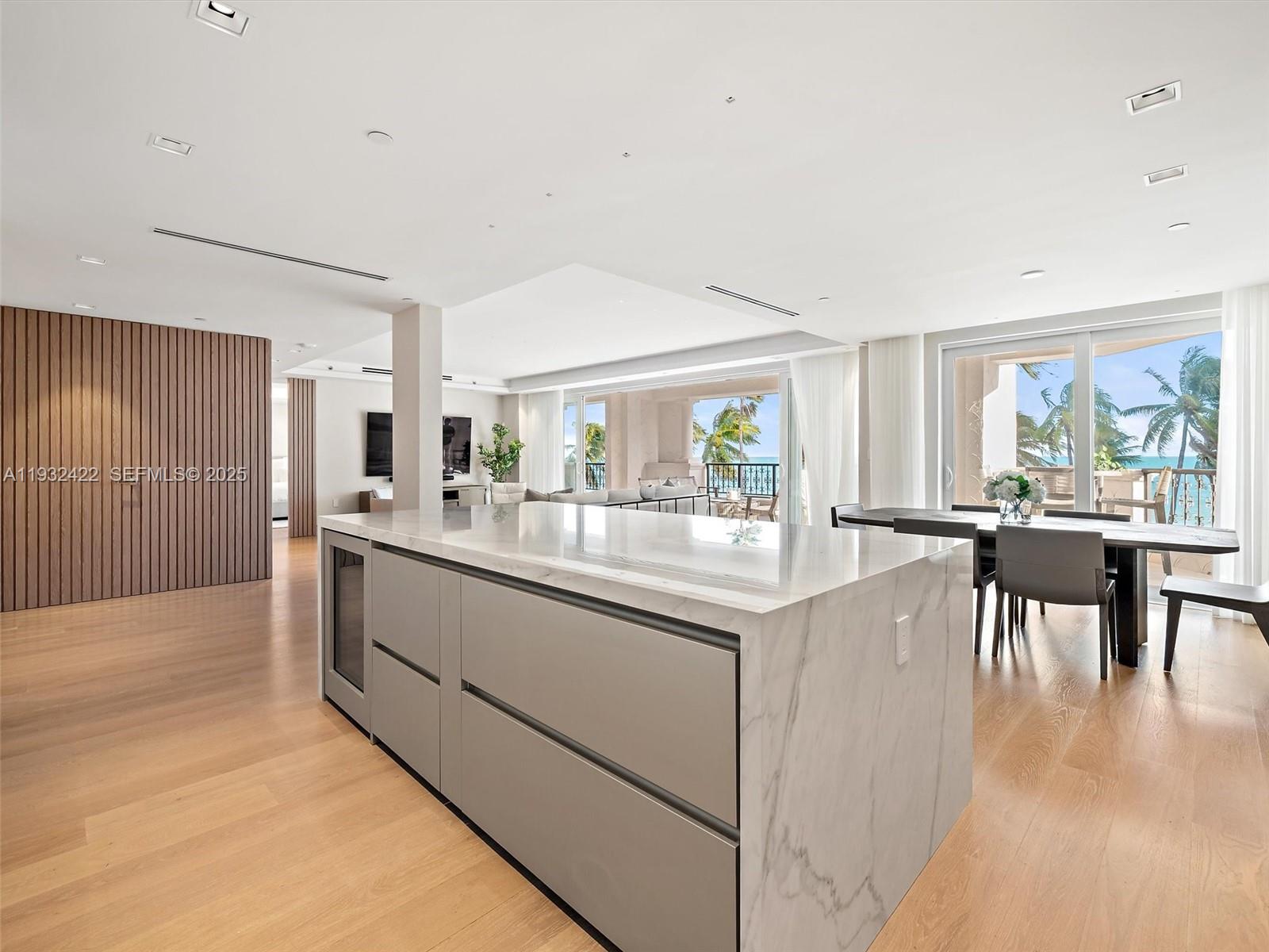 7937 Fisher Island Dr #7937, Miami Beach FL 33109