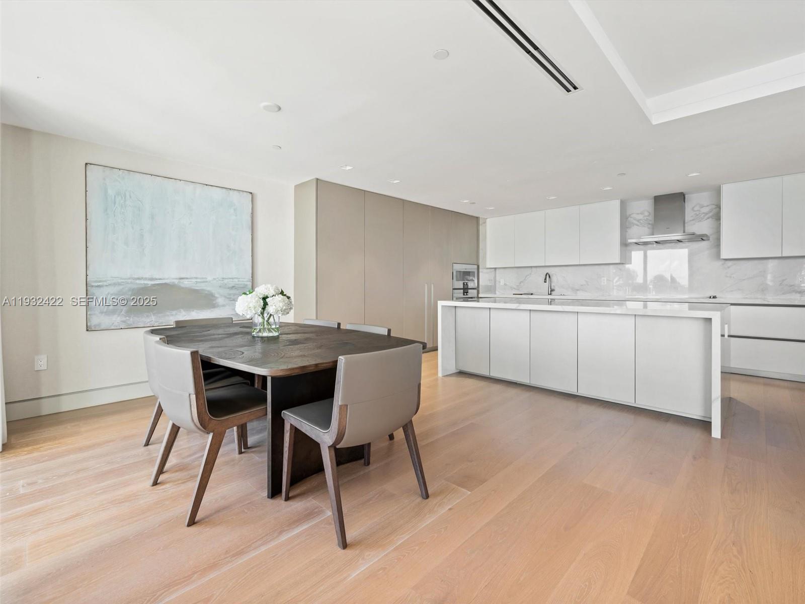 7937 Fisher Island Dr #7937, Miami Beach FL 33109