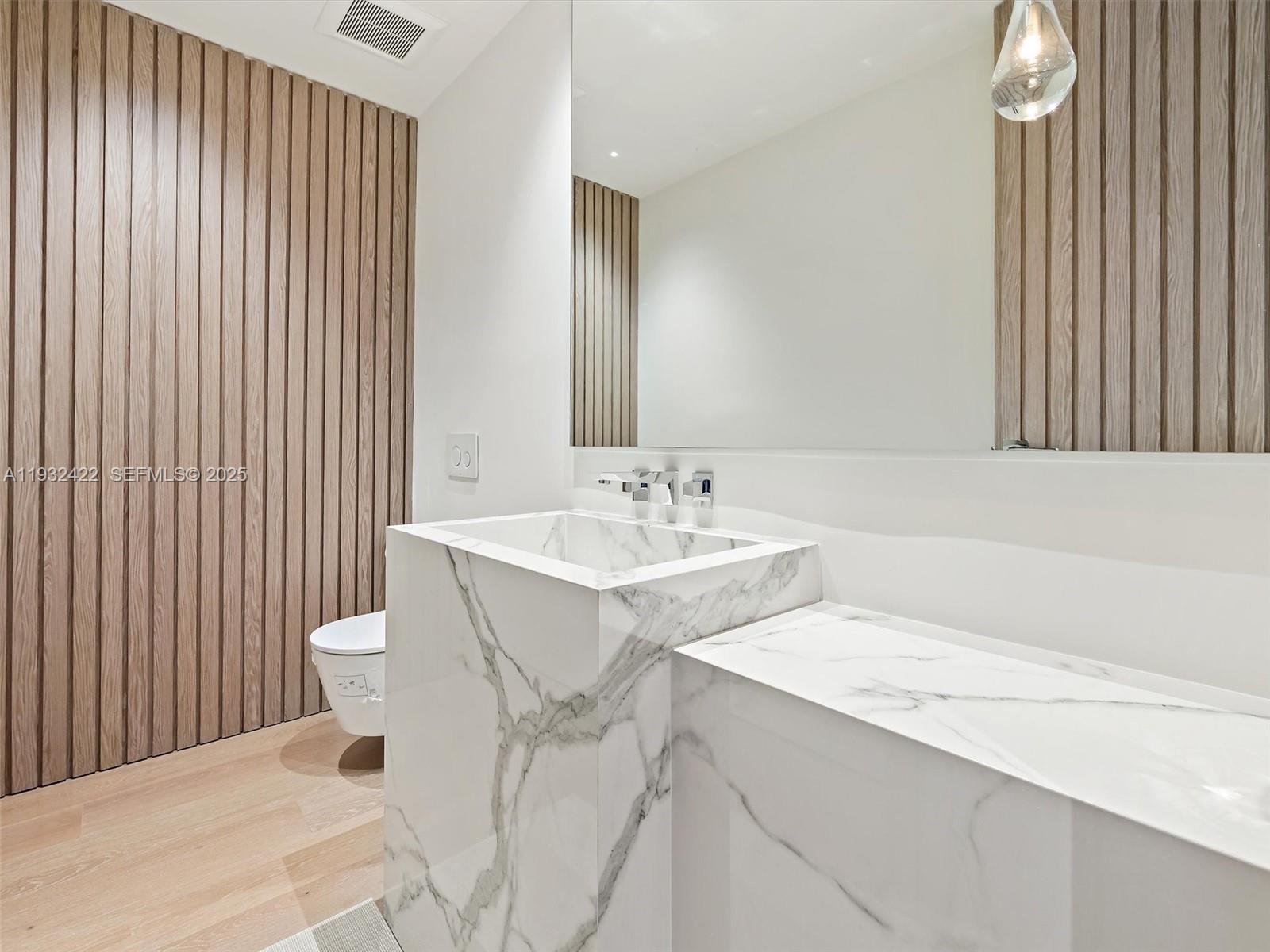 7937 Fisher Island Dr #7937, Miami Beach FL 33109