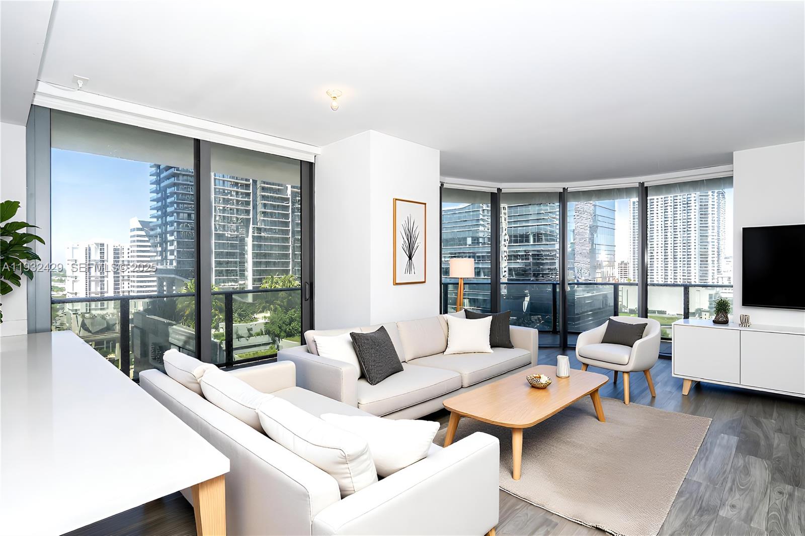 801 S Miami Ave #1409, Miami FL 33130