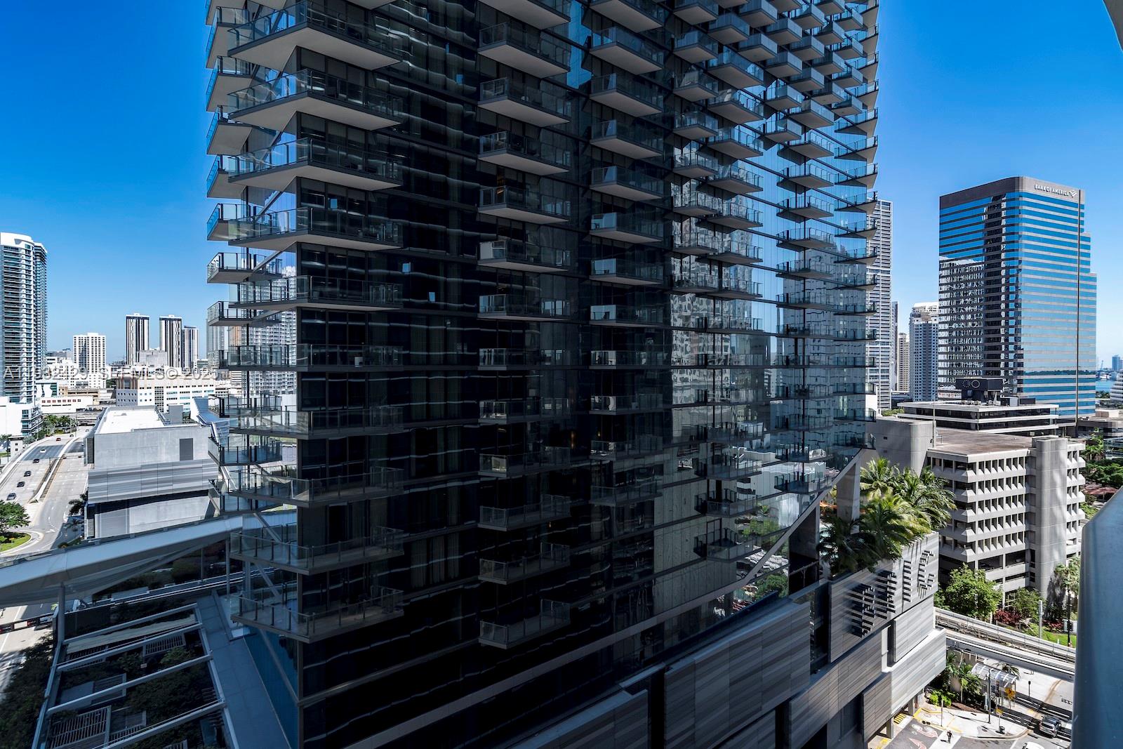 801 S Miami Ave #1409, Miami FL 33130