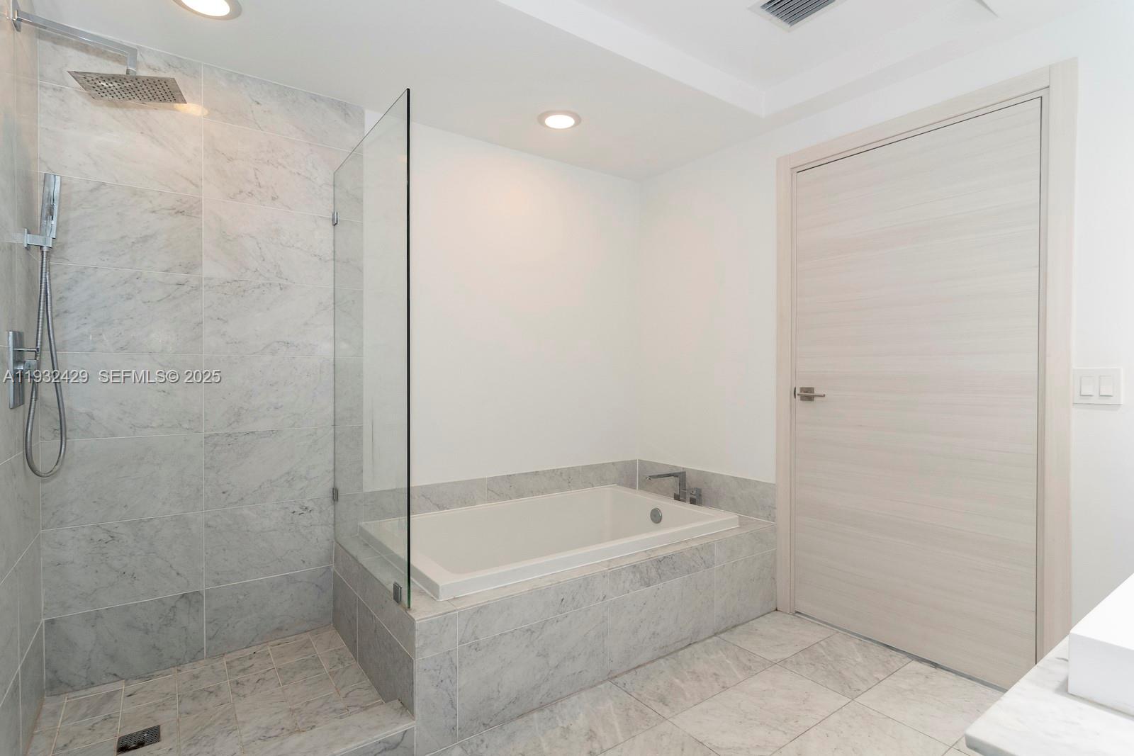 801 S Miami Ave #1409, Miami FL 33130