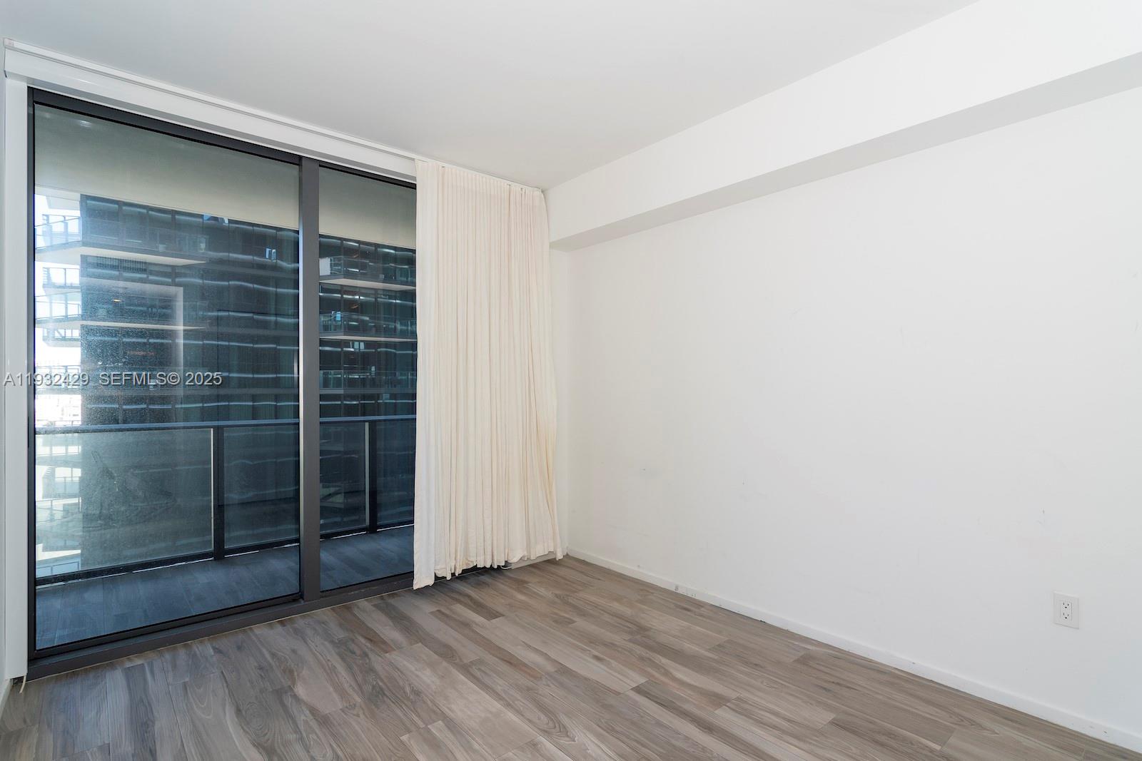 801 S Miami Ave #1409, Miami FL 33130