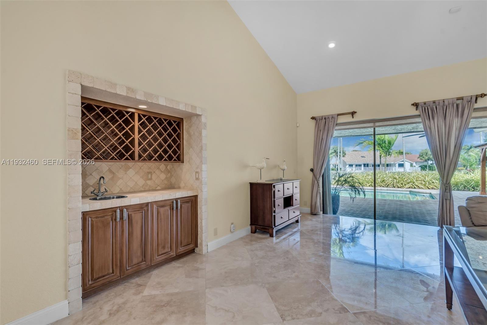 7840 NW 86th Ter, Tamarac FL 33321