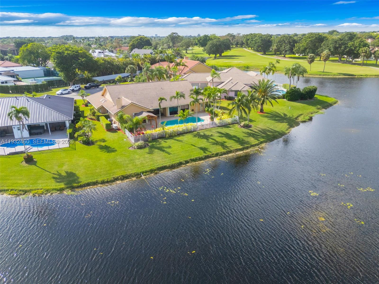 7840 NW 86th Ter, Tamarac FL 33321