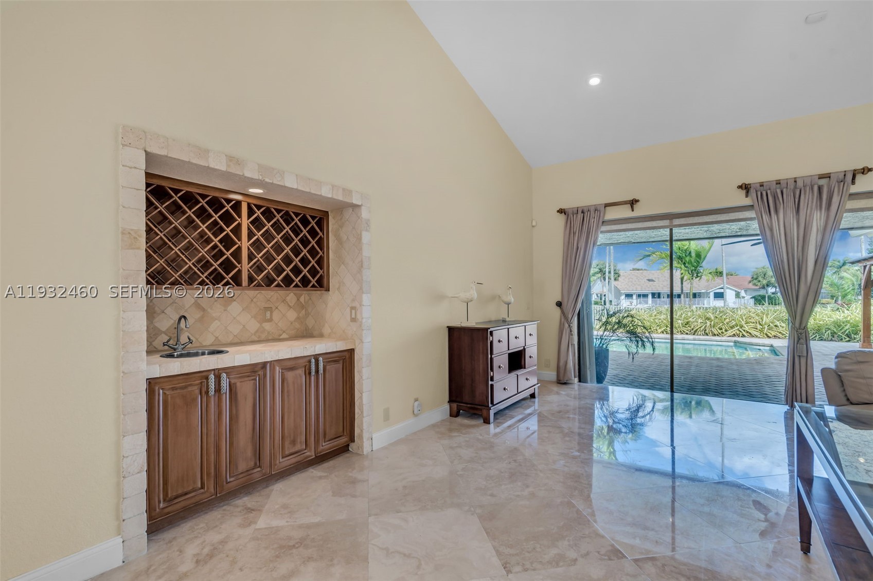 7840 NW 86th Ter, Tamarac FL 33321