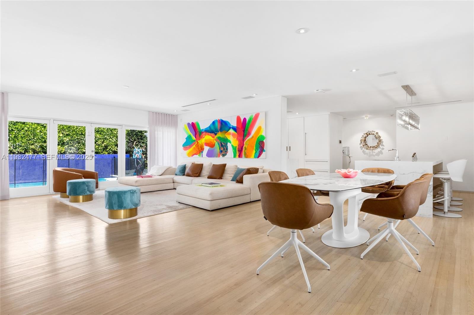 6420 Pinetree Drive Cir, Miami Beach FL 33141