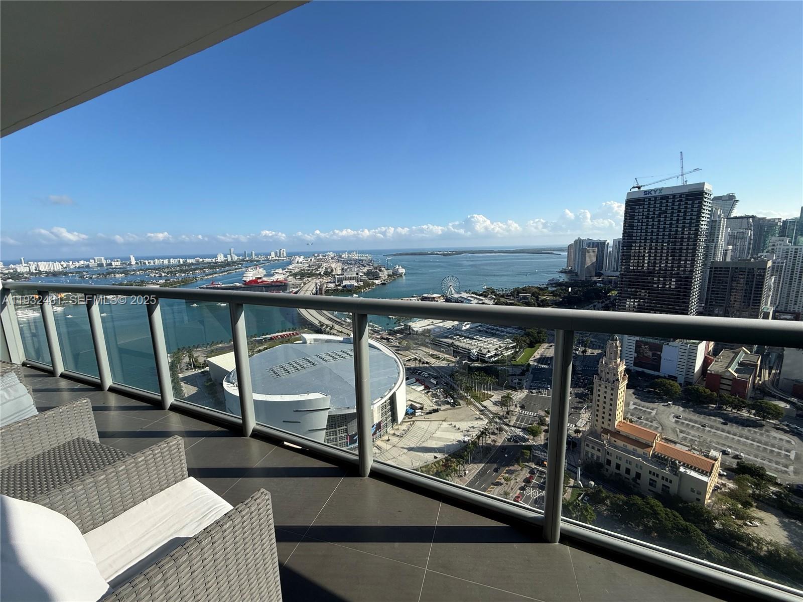 888 Biscayne Blvd #4302, Miami FL 33132