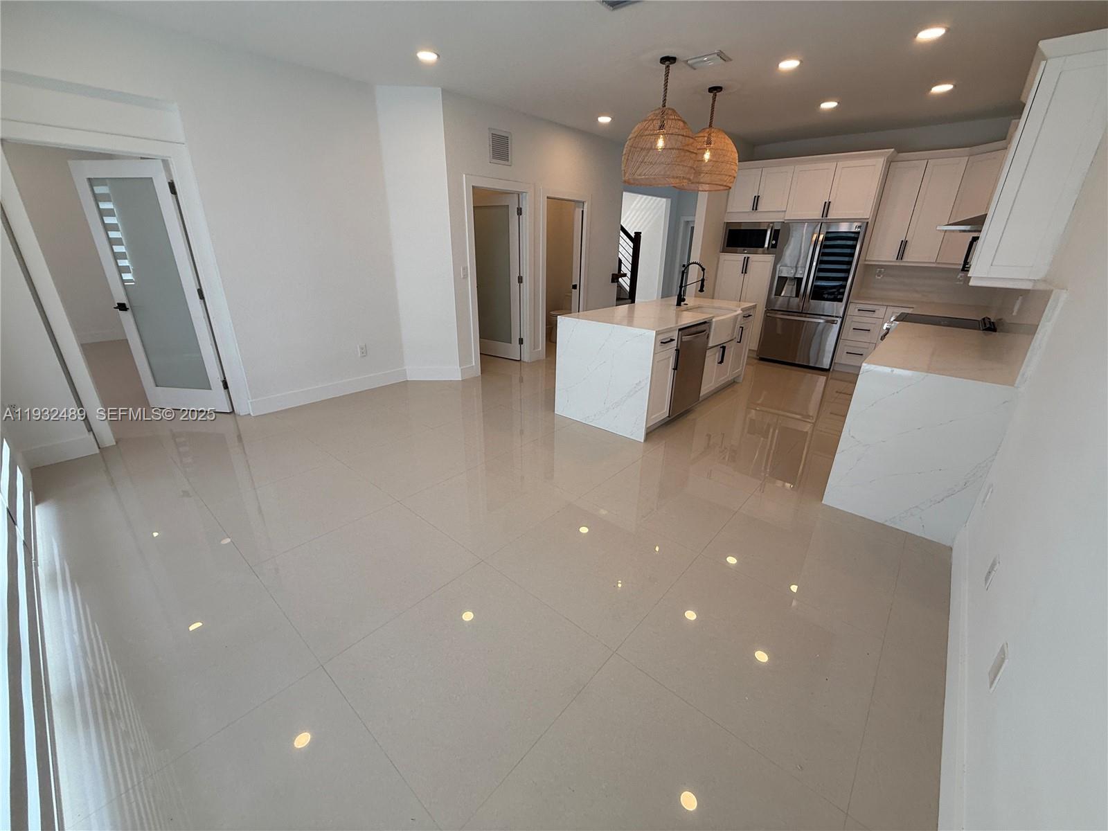 107 SE 22nd Ter, Homestead FL 33033