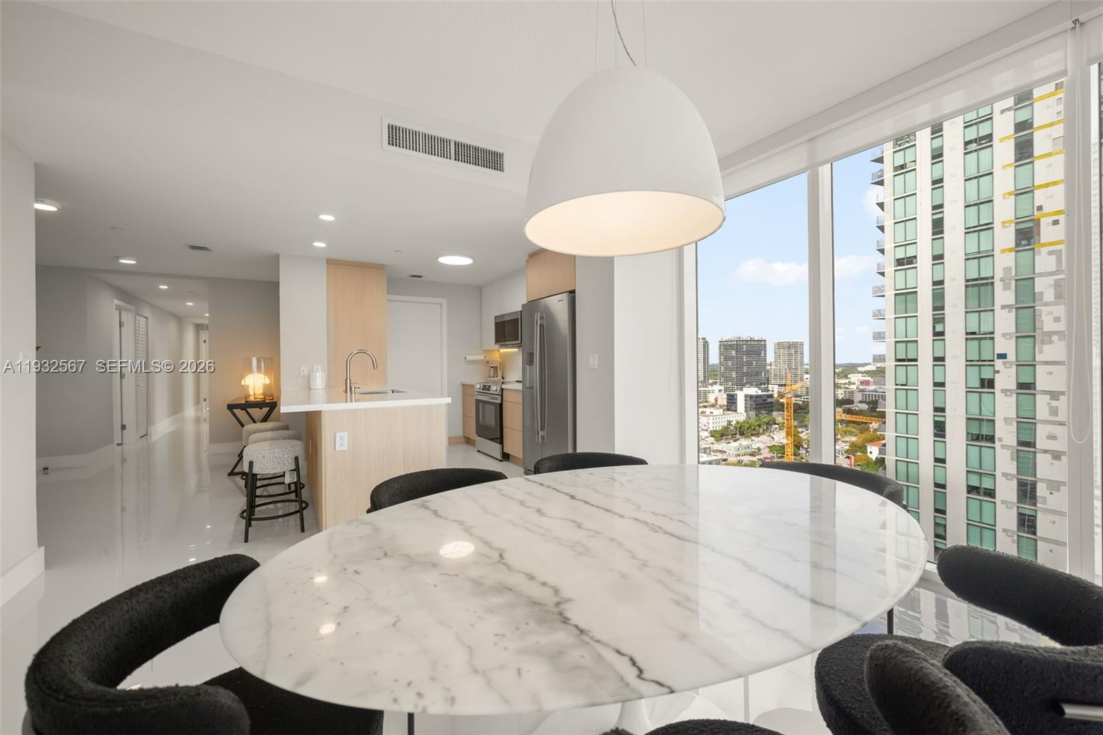 600 NE 27th St #2401, Miami FL 33137