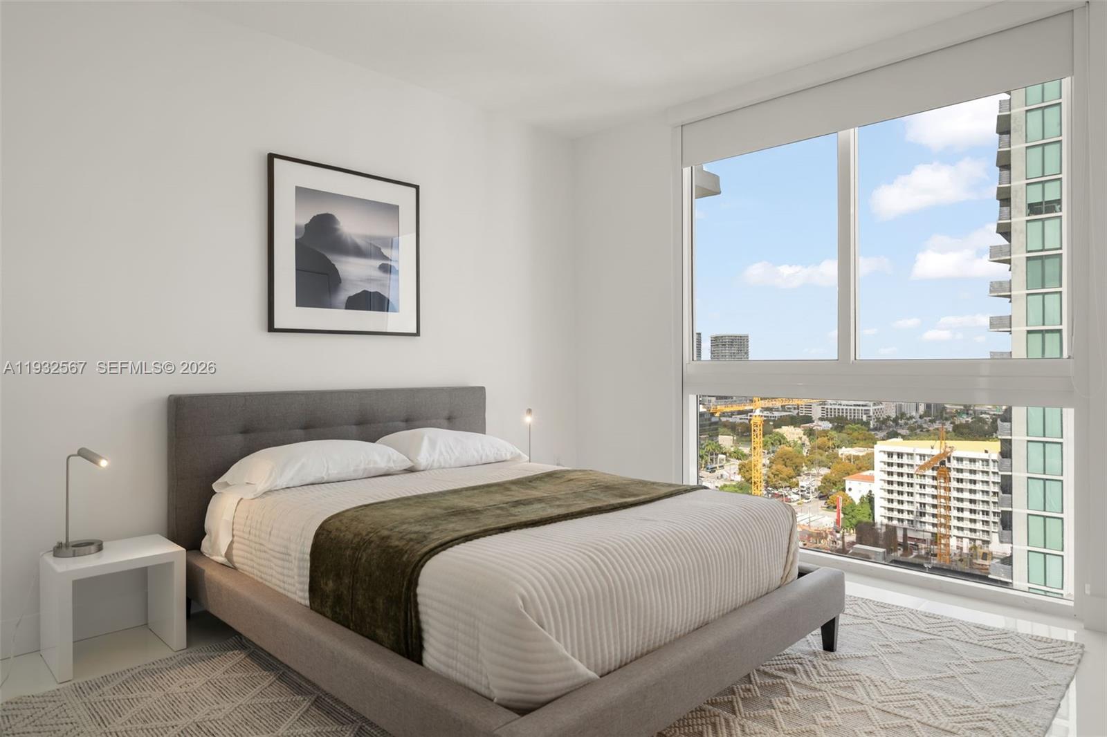 600 NE 27th St #2401, Miami FL 33137