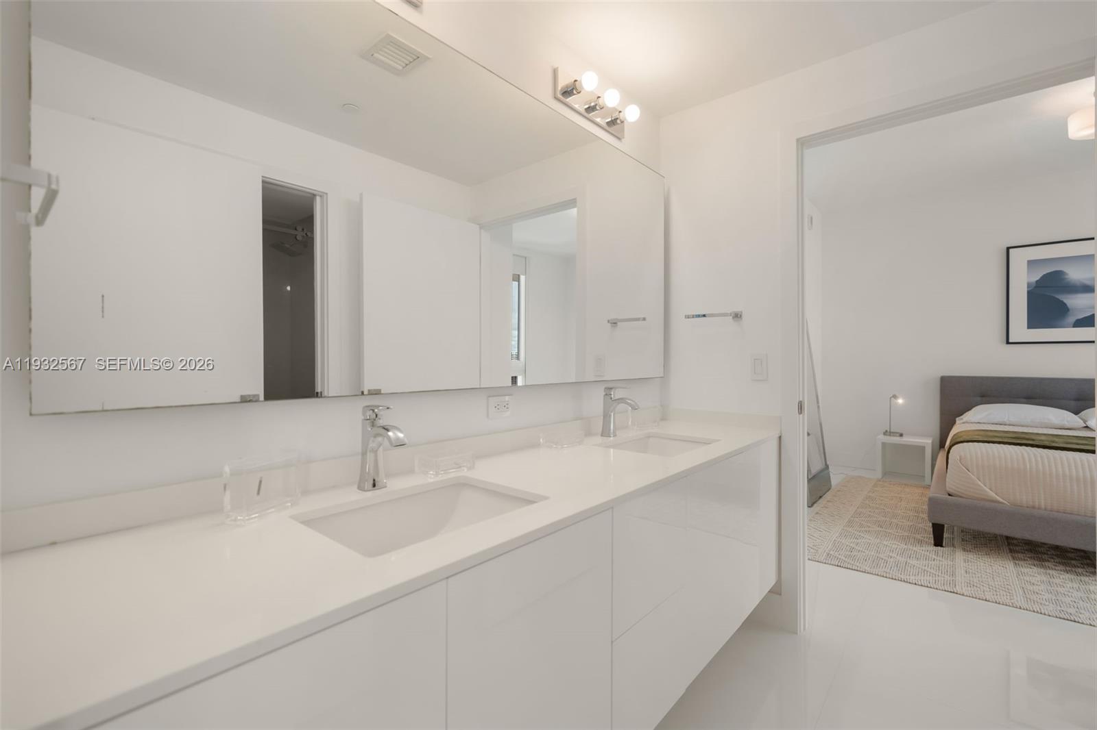 600 NE 27th St #2401, Miami FL 33137