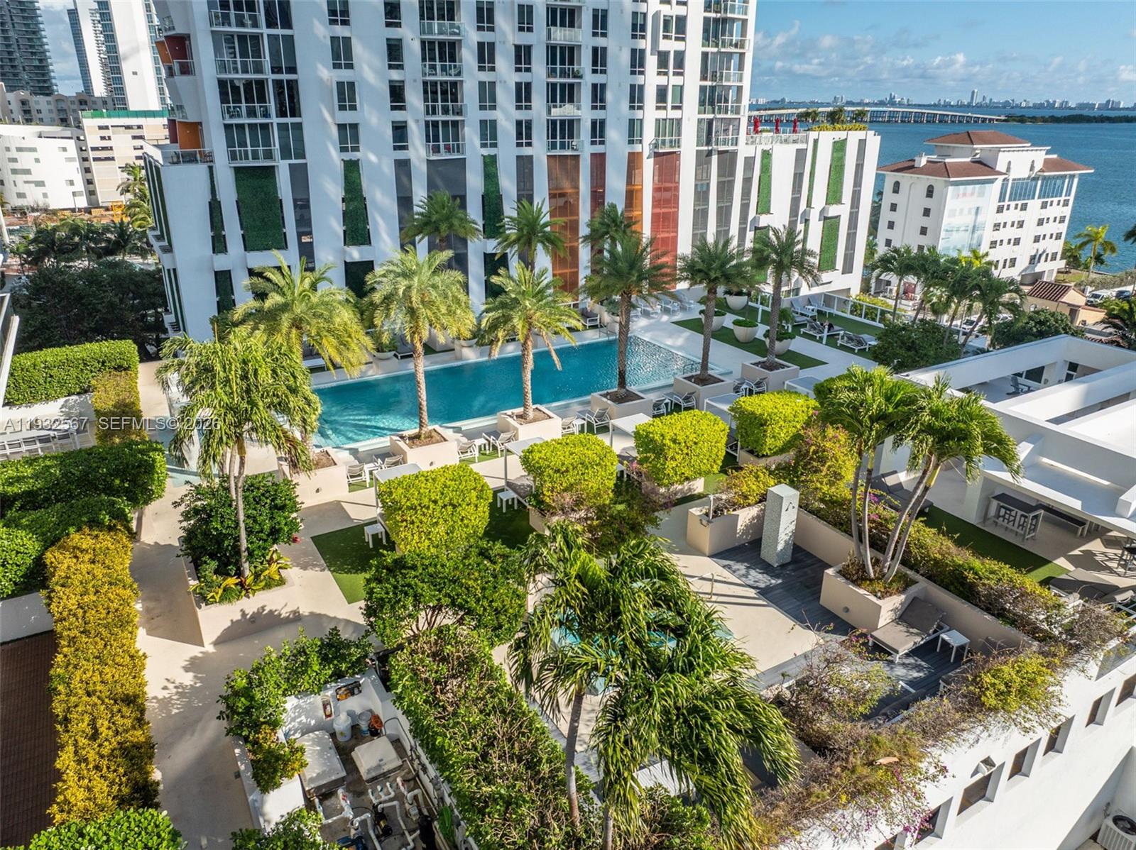 600 NE 27th St #2401, Miami FL 33137