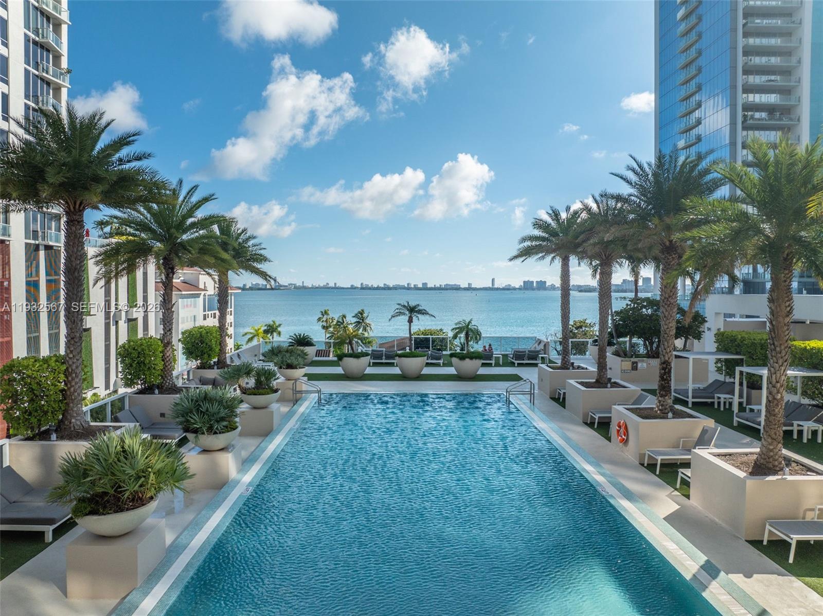 600 NE 27th St #2401, Miami FL 33137