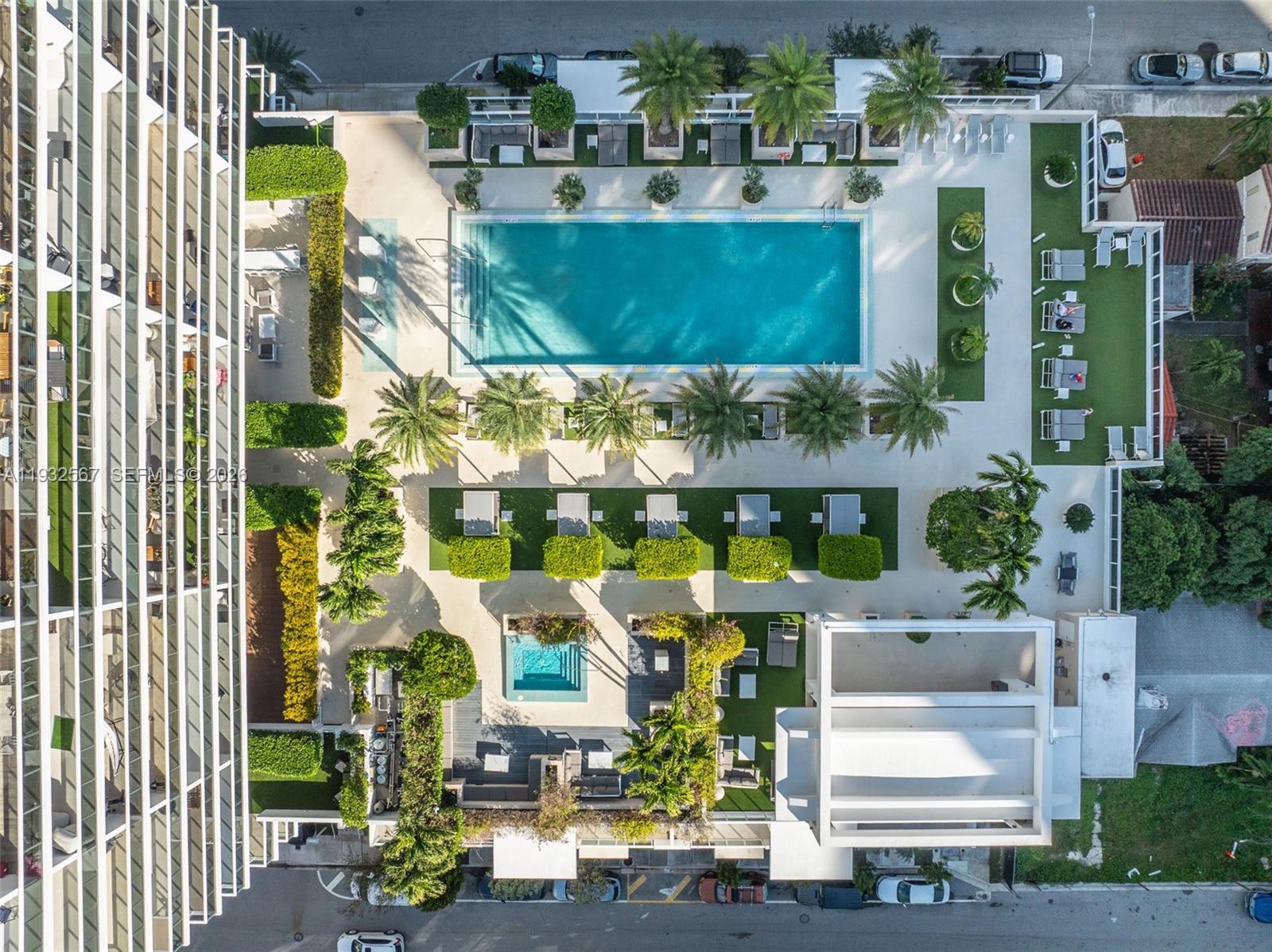 600 NE 27th St #2401, Miami FL 33137