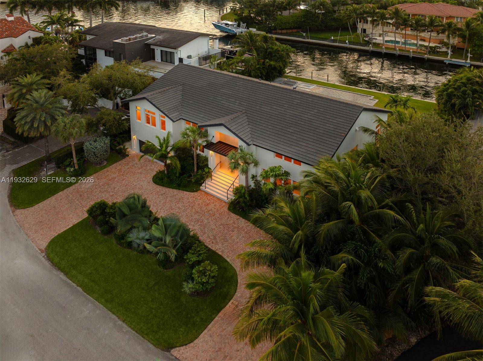 6970 Sunrise Dr, Coral Gables FL 33133