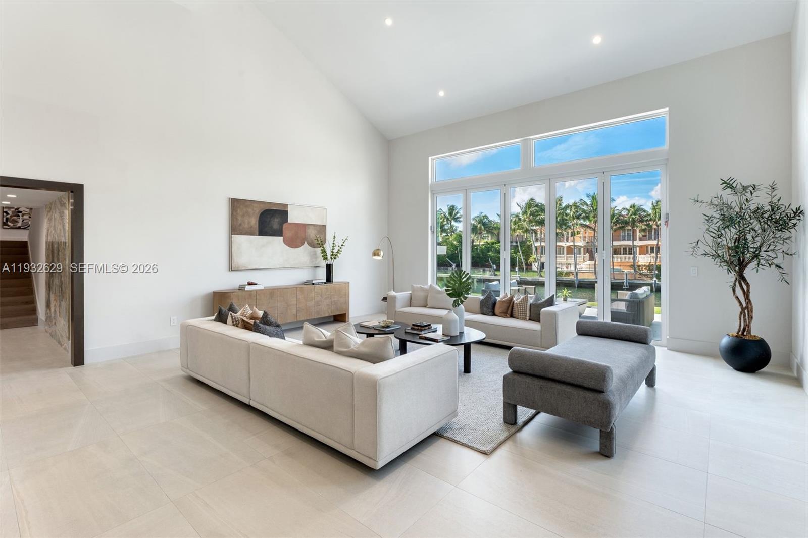 6970 Sunrise Dr, Coral Gables FL 33133