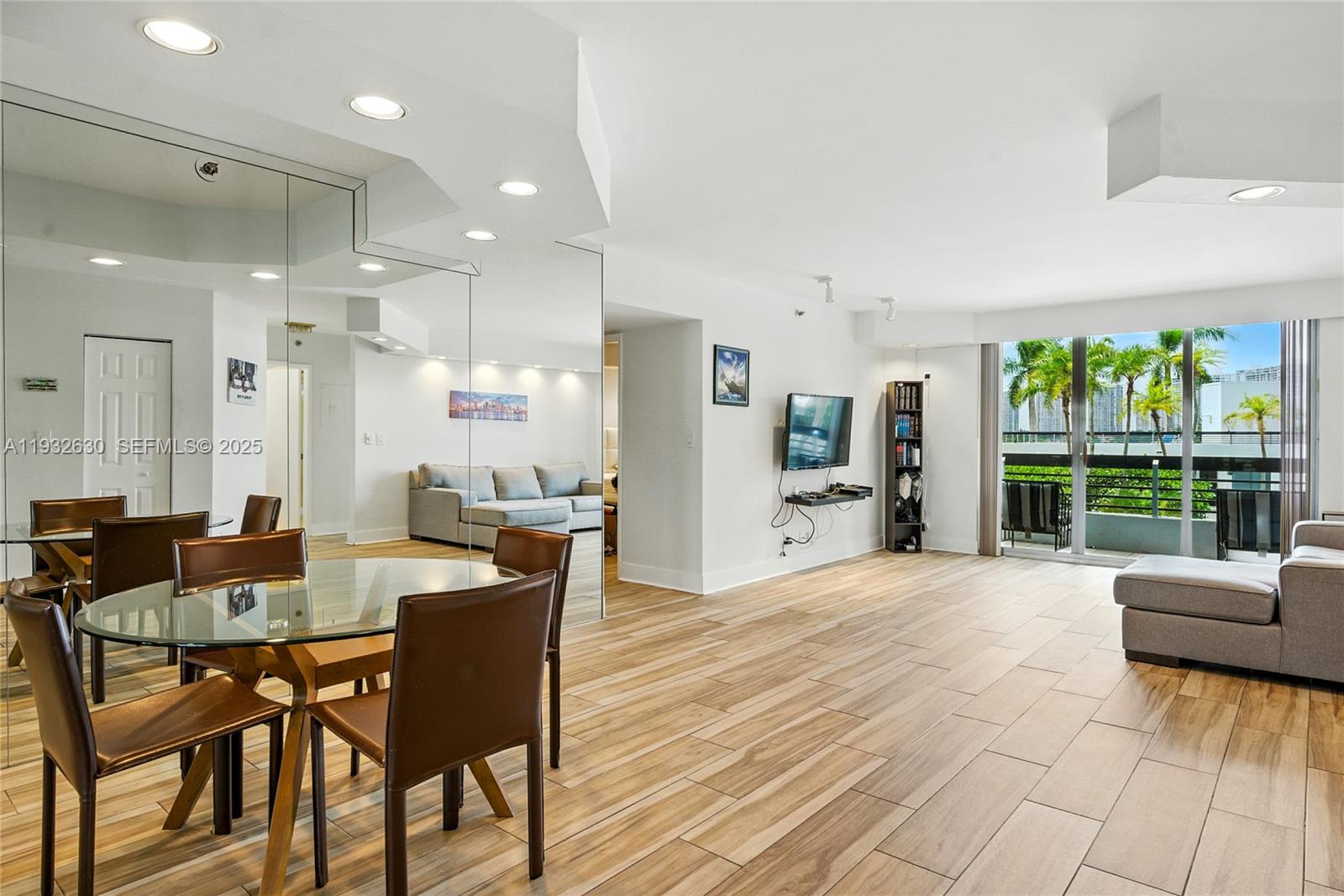 3600 Mystic Pointe Dr #305, Aventura FL 33180