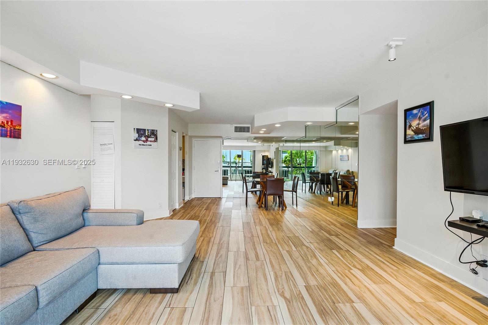 3600 Mystic Pointe Dr #305, Aventura FL 33180