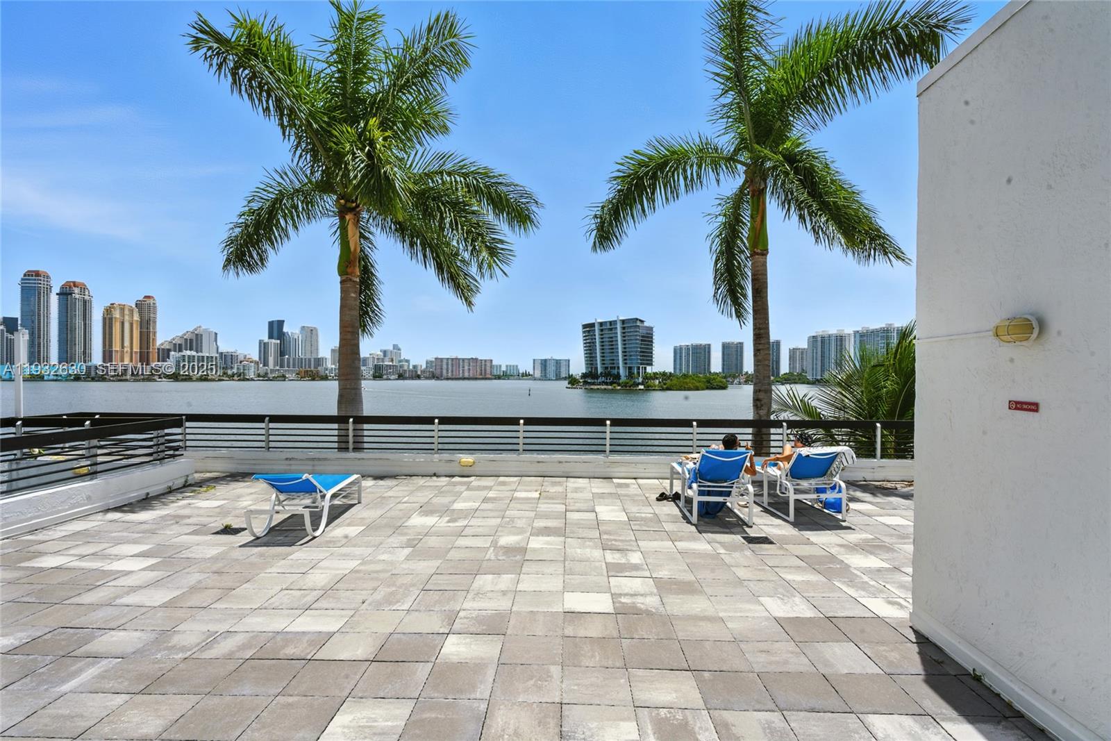 3600 Mystic Pointe Dr #305, Aventura FL 33180