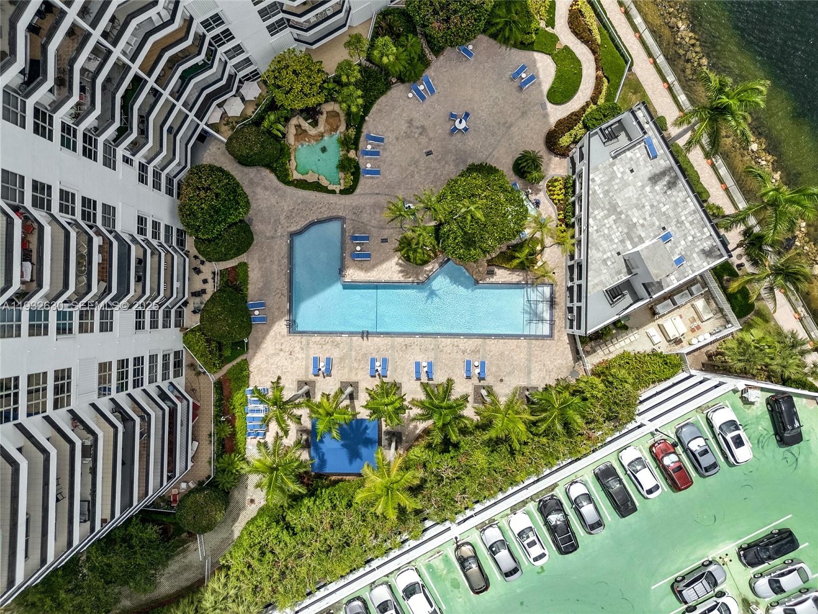 3600 Mystic Pointe Dr #305, Aventura FL 33180