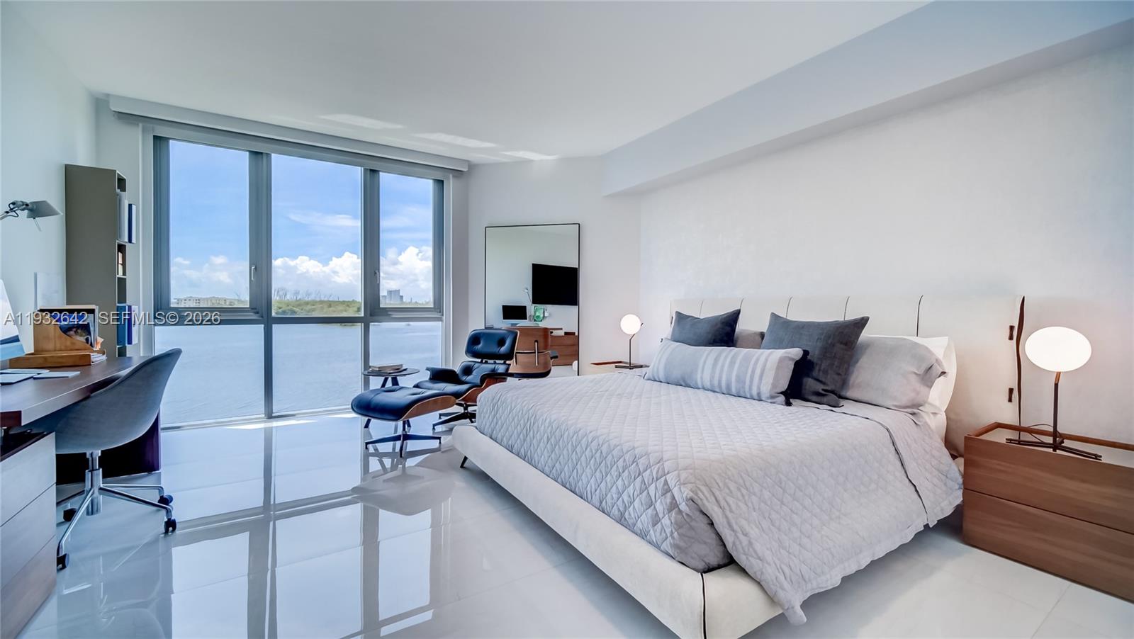 17111 Biscayne Blvd #410, North Miami Beach FL 33160