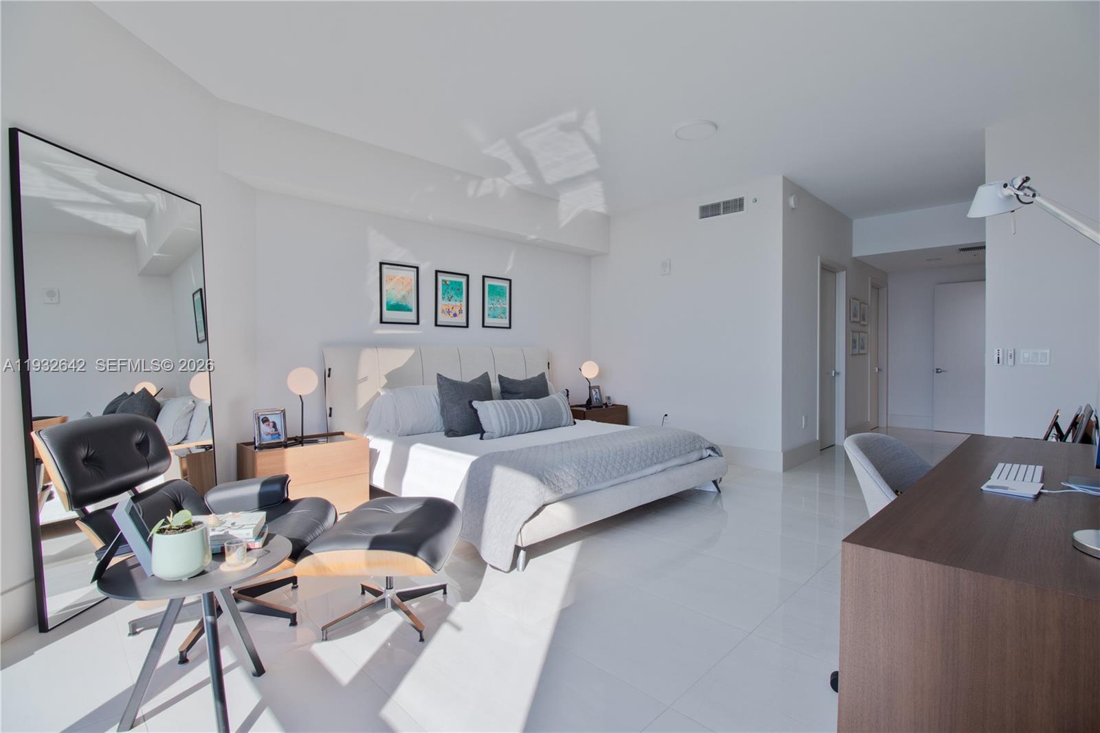 17111 Biscayne Blvd #410, North Miami Beach FL 33160