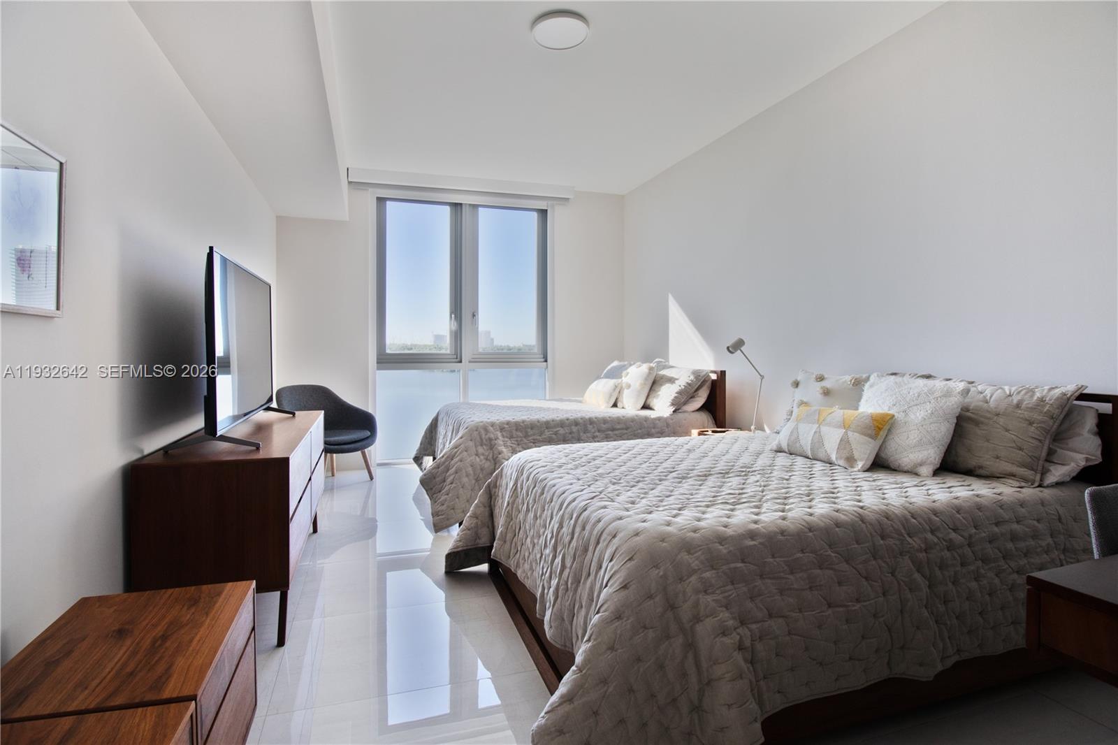 17111 Biscayne Blvd #410, North Miami Beach FL 33160