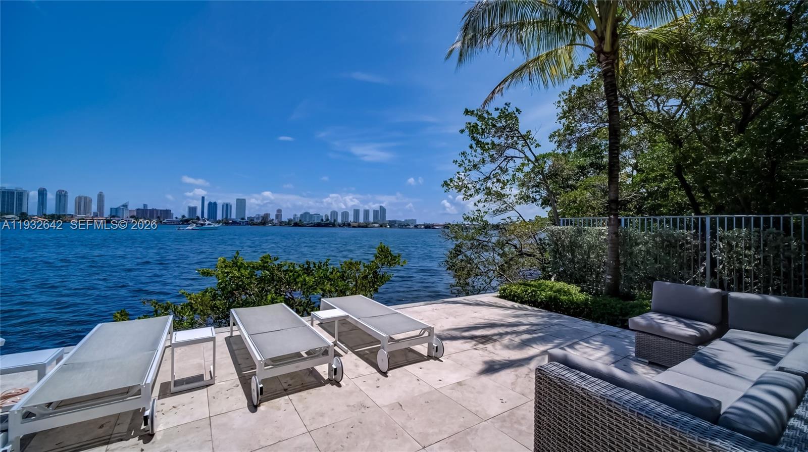 17111 Biscayne Blvd #410, North Miami Beach FL 33160