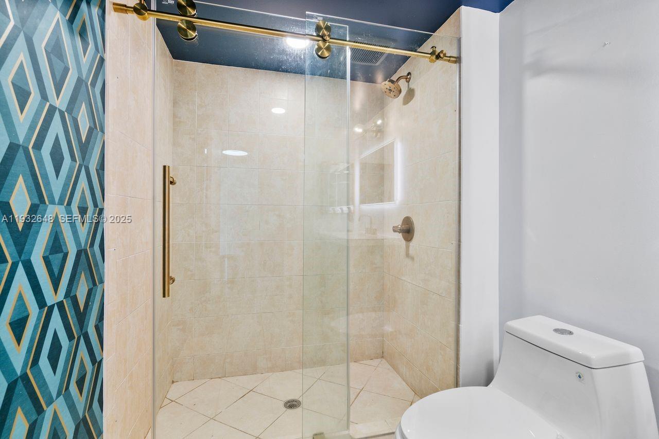 31 SE 5th St #2911, Miami FL 33131