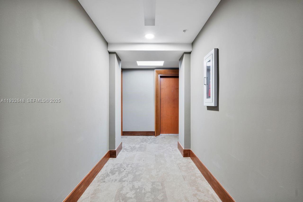31 SE 5th St #2911, Miami FL 33131