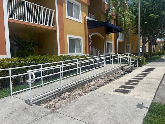 20950 SW 87th Ave #203, Cutler Bay FL 33189