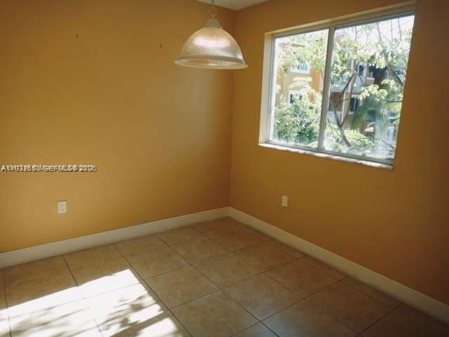 20950 SW 87th Ave #203, Cutler Bay FL 33189