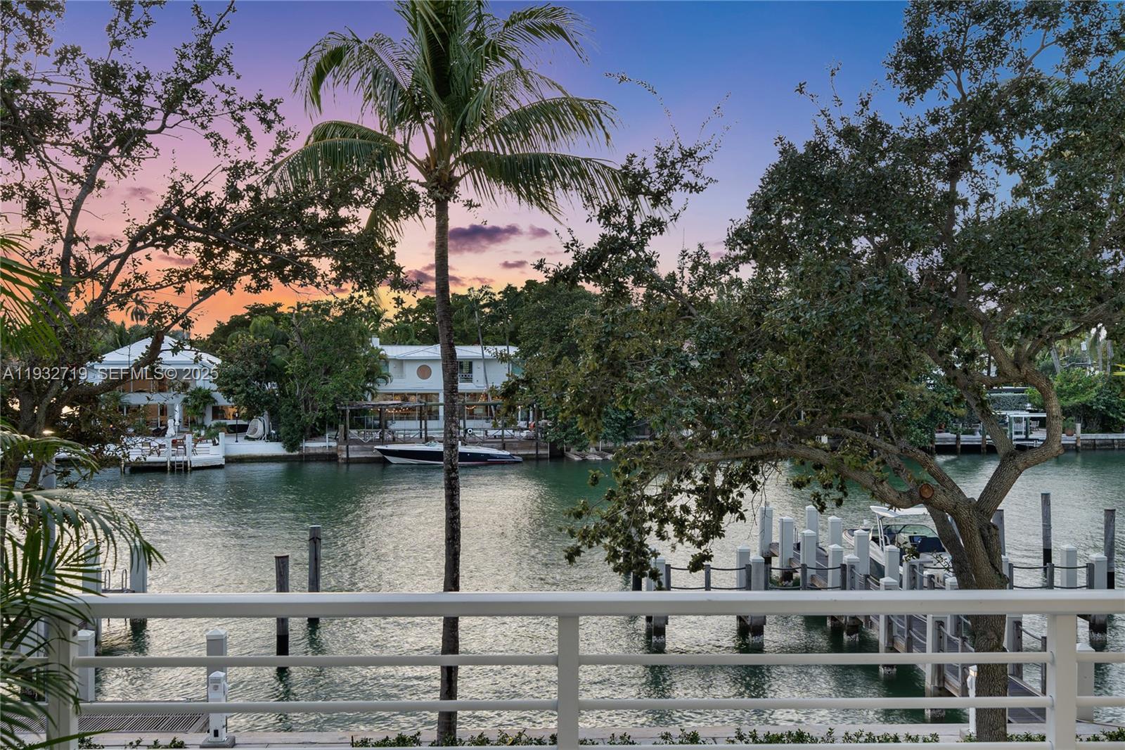 6109 W Laguna Dr W #6109, Miami Beach FL 33141