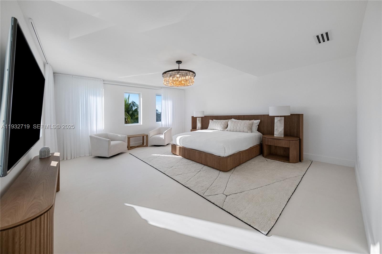 6109 W Laguna Dr W #6109, Miami Beach FL 33141