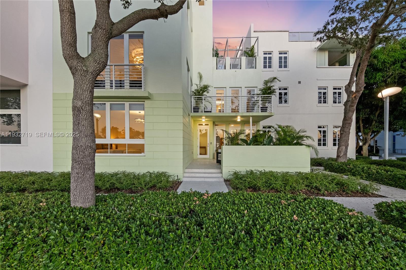 6109 W Laguna Dr W #6109, Miami Beach FL 33141
