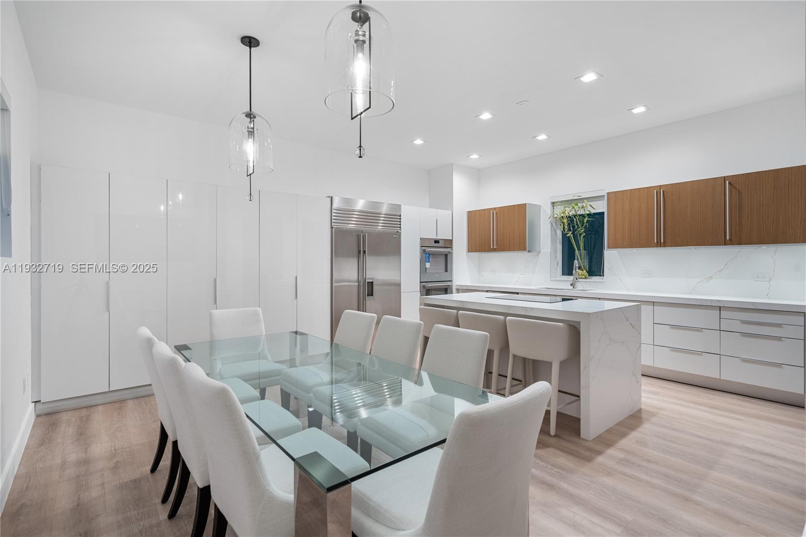 6109 W Laguna Dr W #6109, Miami Beach FL 33141