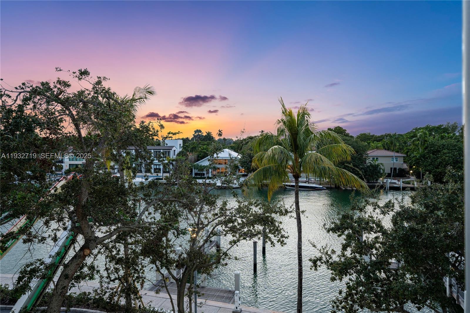 6109 W Laguna Dr W #6109, Miami Beach FL 33141