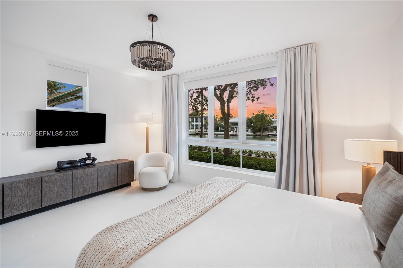 6109 W Laguna Dr W #6109, Miami Beach FL 33141