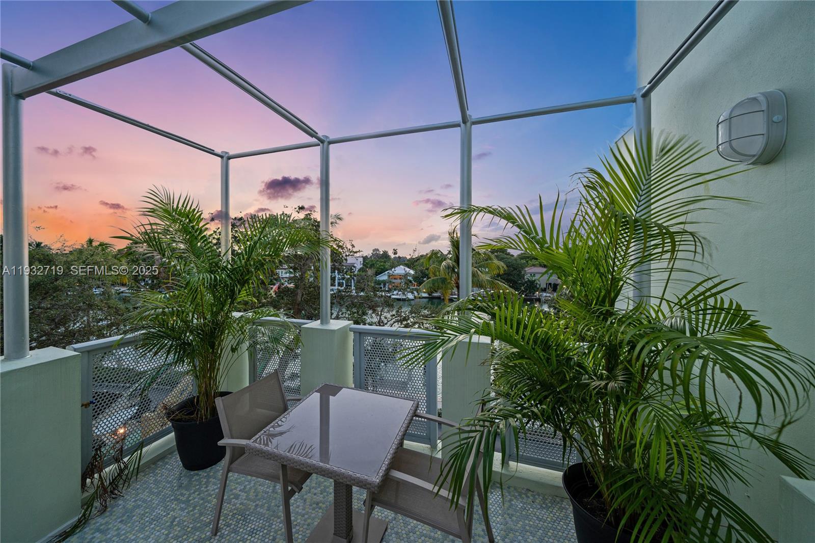6109 W Laguna Dr W #6109, Miami Beach FL 33141