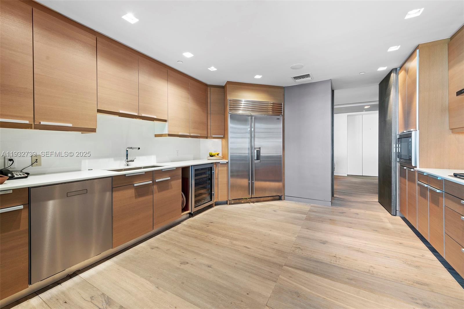 Bal Harbour FL 33154 - A11932739
