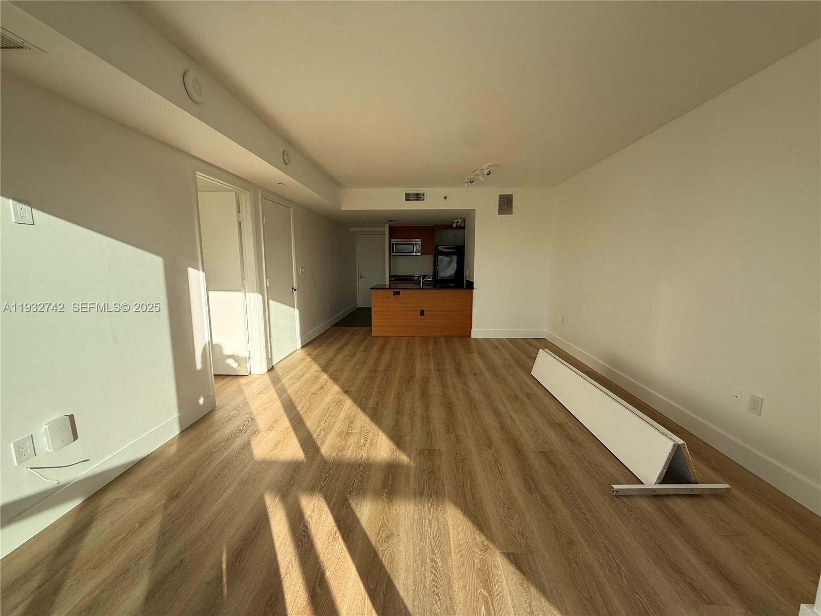 50 Biscayne Blvd #4807, Miami FL 33132
