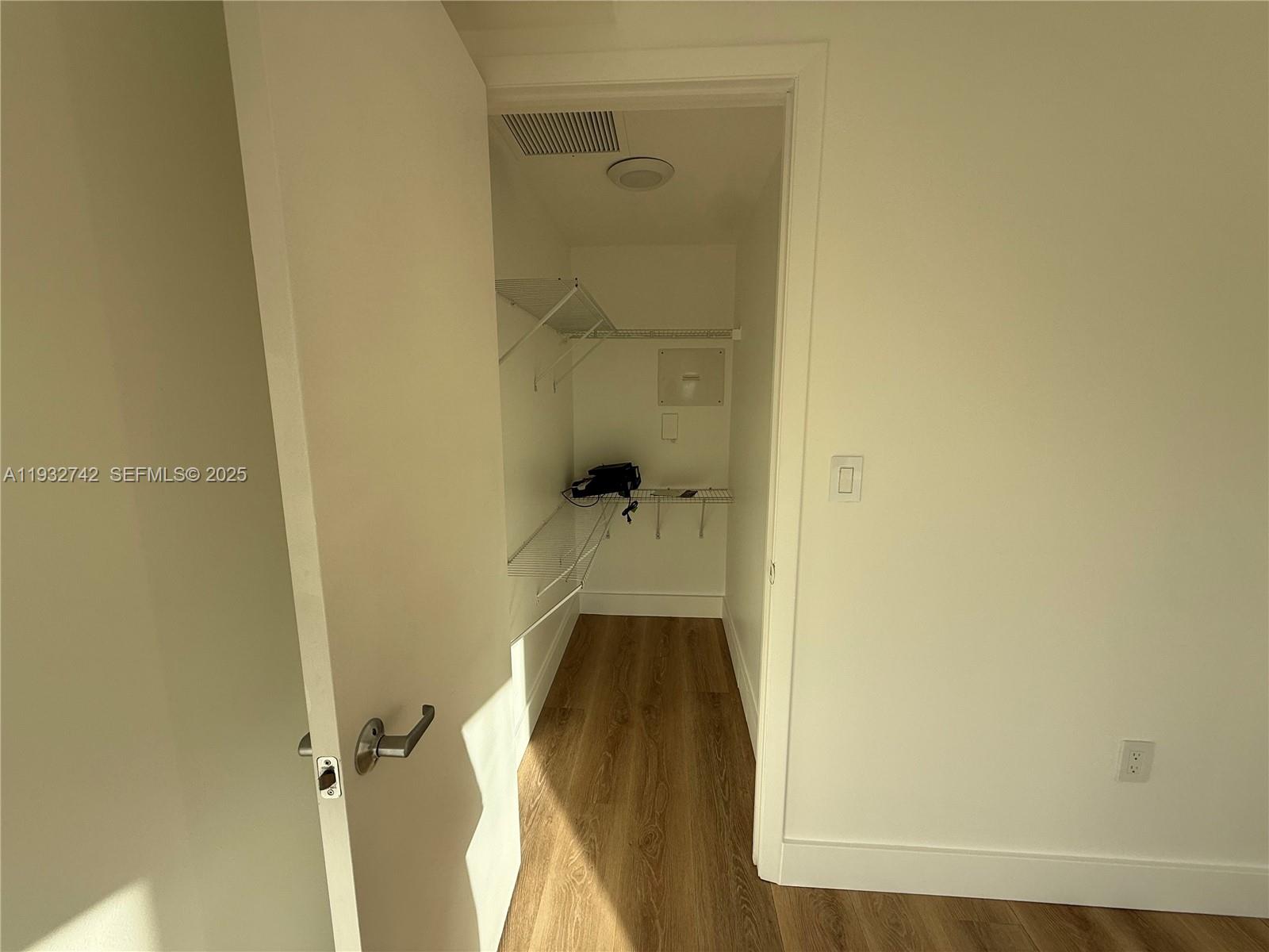 50 Biscayne Blvd #4807, Miami FL 33132
